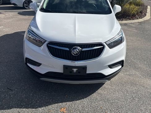 Used 2018 Buick Encore Preferred image 2