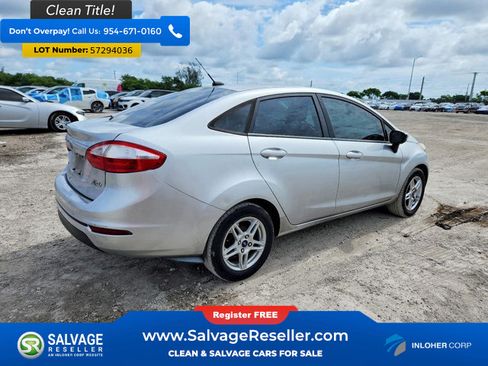 Used 2017 Ford Fiesta SE FWD image 4