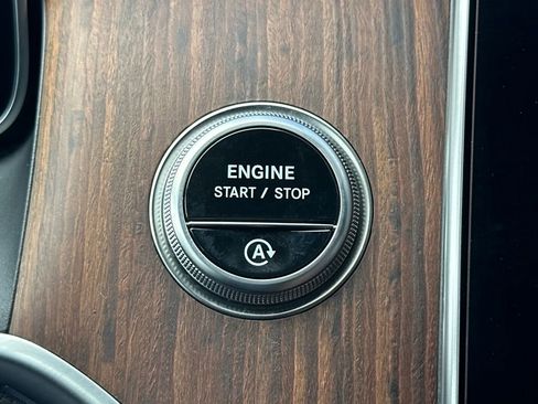 Certified 2025 Mercedes-Benz GLC 300 GLC 300 image 23