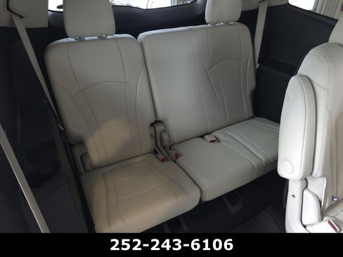 Used 2023 Buick Enclave Premium w/ Experience Buick Package FWD image 41