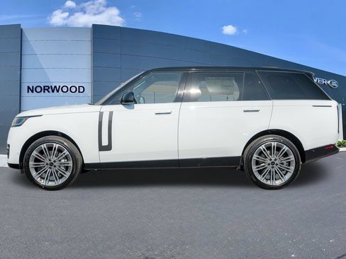 New 2026 Land Rover Range Rover Long Wheelbase SE AWD/4WD image 7