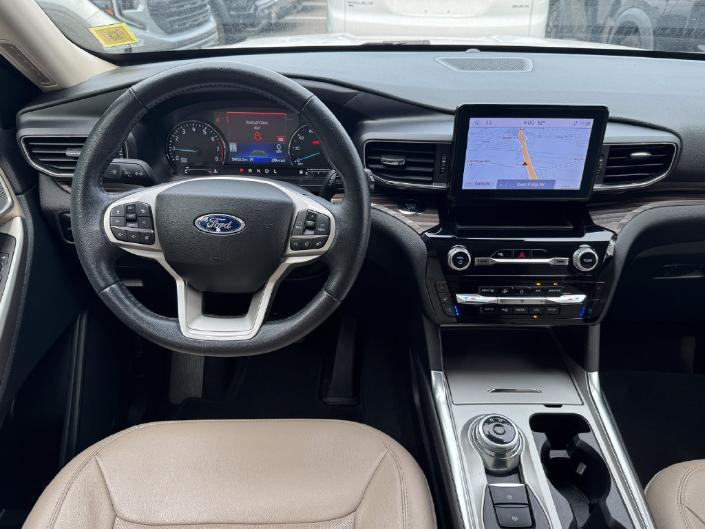 Used 2023 Ford Explorer Limited AWD/4WD image 12