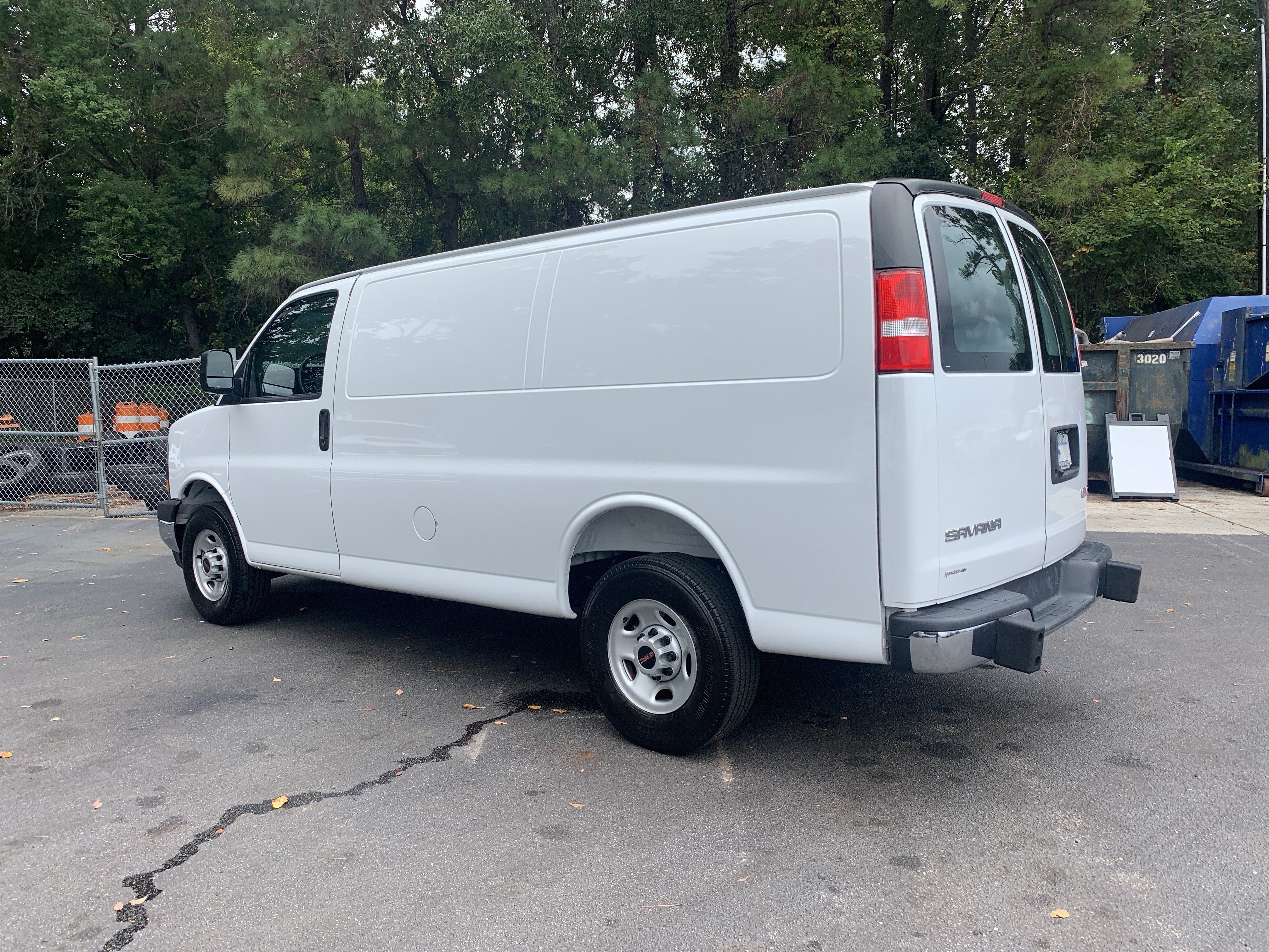 Used 2025 GMC Savana 2500 w/ Driver Convenience Package RWD image 8