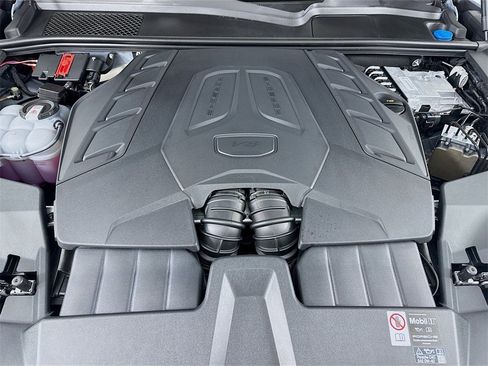 New 2026 Porsche Cayenne S image 32