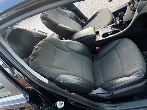Used 2012 Hyundai Sonata SE FWD image 20