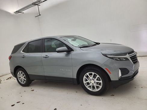 Certified 2024 Chevrolet Equinox LT image 1