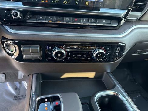 New 2026 GMC Sierra 1500 SLT w/ SLT Premium Plus Package image 25