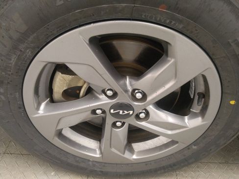 Used 2023 Kia K5 LXS FWD image 31