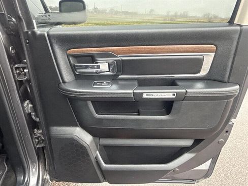 Used 2017 RAM 1500 Laramie w/ Convenience Group image 21
