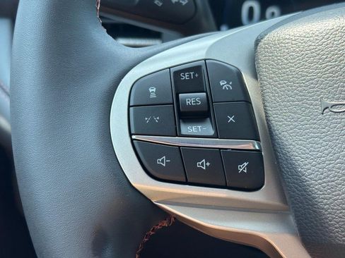 New 2026 Ford Explorer Active AWD/4WD image 20