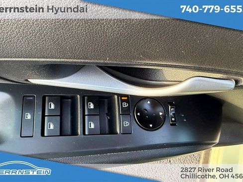 Certified 2025 Hyundai Santa Cruz SE image 14