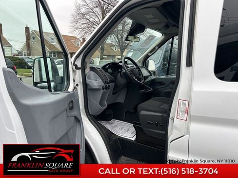 Used 2016 Ford Transit 150 XLT image 18
