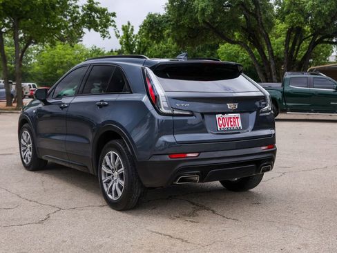 Used 2021 Cadillac XT4 Sport image 3