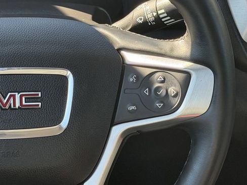 Used 2024 GMC Terrain SLT FWD image 13