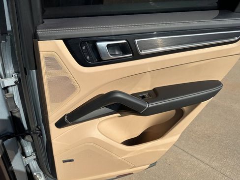 Used 2021 Porsche Cayenne GTS image 46