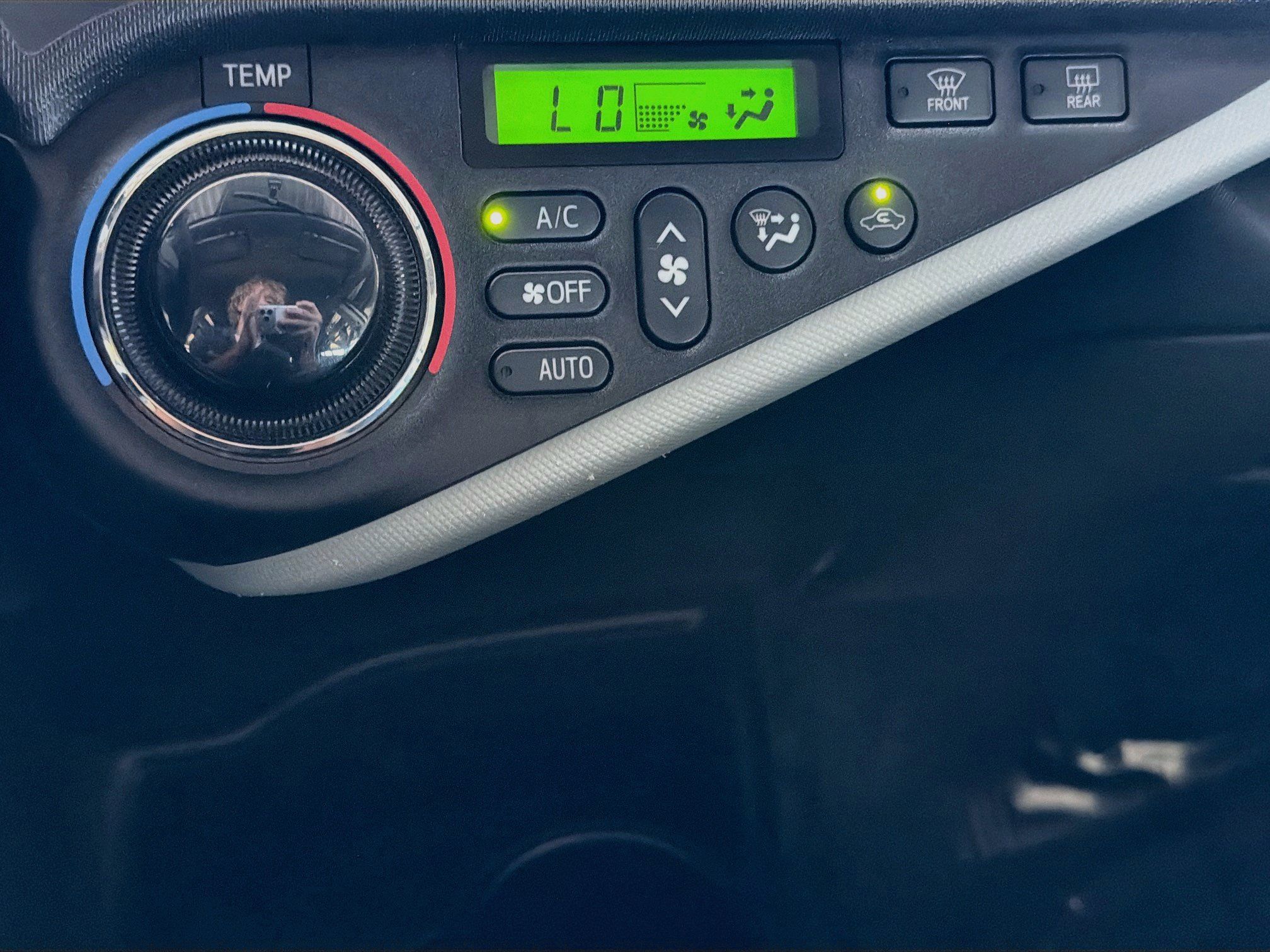 Used 2012 Toyota Prius C Two FWD image 21