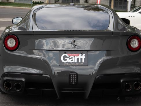 Used 2014 Ferrari F12 Berlinetta RWD image 4