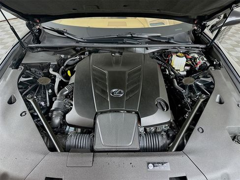 Used 2021 Lexus LC 500 500 w/ Touring Package image 31