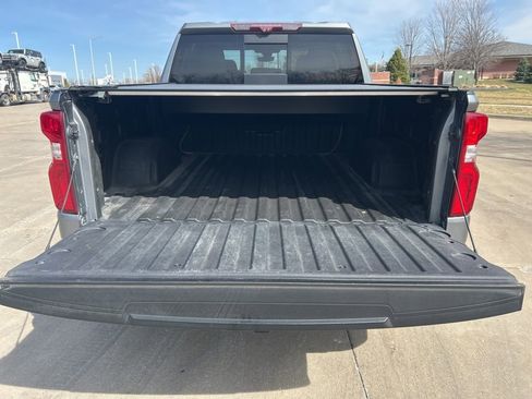 Used 2020 Chevrolet Silverado 1500 LTZ w/ LTZ Premium Package image 19