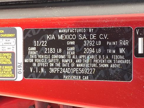 Used 2023 Kia Forte LXS FWD image 27
