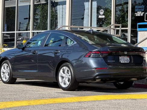 Certified 2025 Honda Accord LX image 6