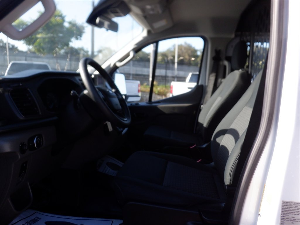 Used 2025 Ford Transit 250 Low Roof w/ Exterior Upgrade Package RWD image 11