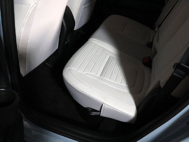 Used 2025 Hyundai Santa Cruz SE AWD/4WD image 27