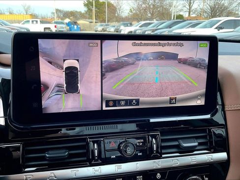 New 2026 Nissan Pathfinder Platinum w/ Cargo Package image 32