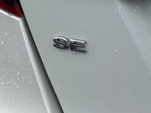 Used 2019 Ford Fiesta SE FWD image 7