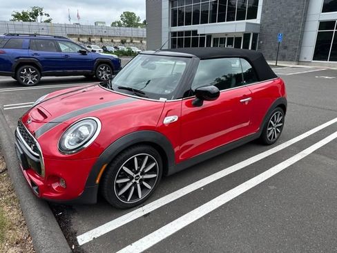 Used 2021 MINI Cooper S w/ Signature Upholstery Package FWD image 8