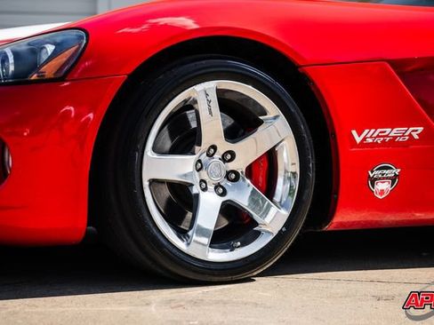 Used 2006 Dodge Viper SRT-10 RWD image 45