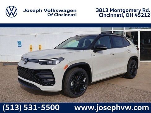 New 2026 Volkswagen Tiguan SE R-Line image 1