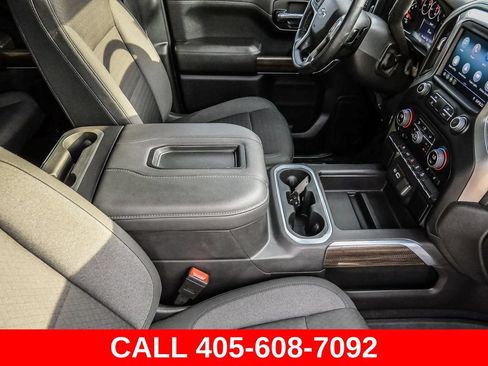 Used 2022 Chevrolet Silverado 1500 RST AWD/4WD image 17