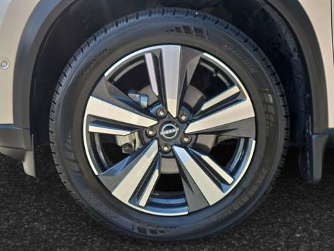 Used 2023 Nissan Rogue Platinum w/ Platinum Premium Package AWD/4WD image 4