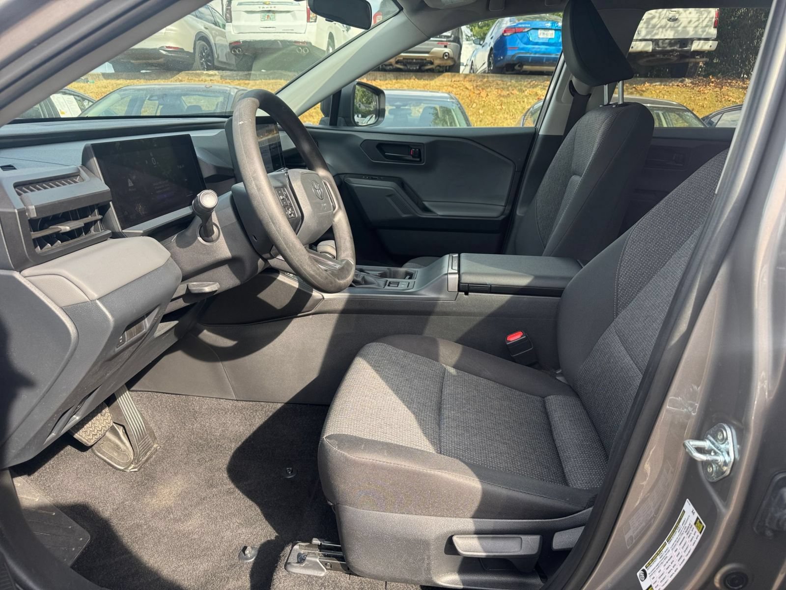 Used 2026 Toyota RAV4 LE AWD/4WD image 26