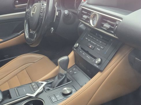 Used 2015 Lexus RC 350 AWD w/ Luxury Package image 16