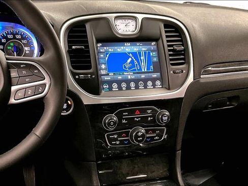 Used 2023 Chrysler 300 Touring L w/ Popular Equipment Group image 7