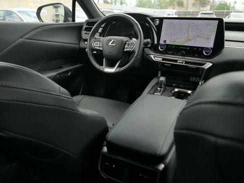 Used 2025 Lexus RX 350h w/ Convenience Package AWD/4WD image 23