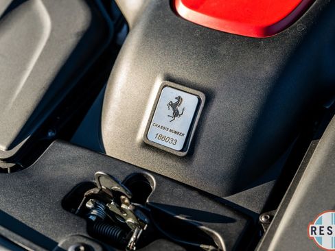 Used 2012 Ferrari FF image 24