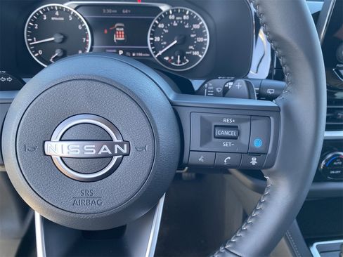 New 2025 Nissan Pathfinder SV w/ Black Appearance Package image 26