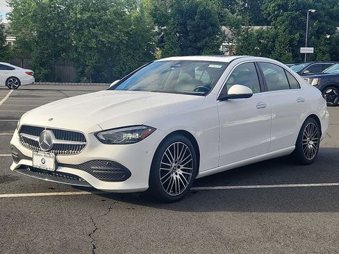 Used 2022 Mercedes-Benz C 300 4MATIC Sedan image 3