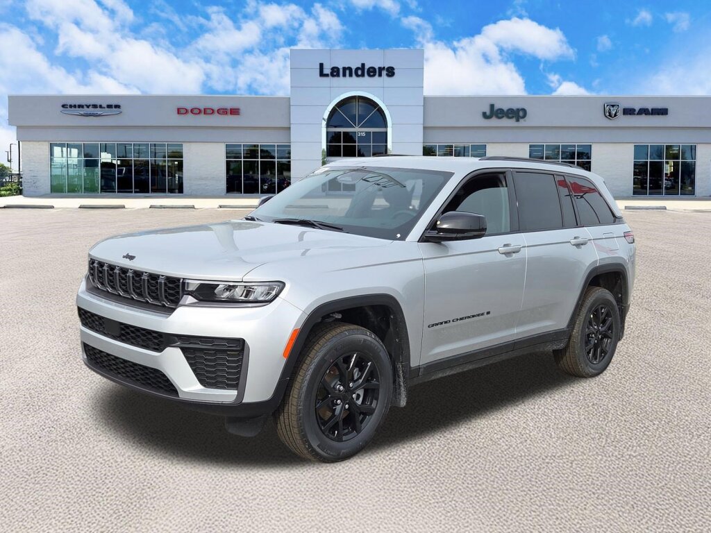 New 2026 Jeep Grand Cherokee Altitude RWD image 5