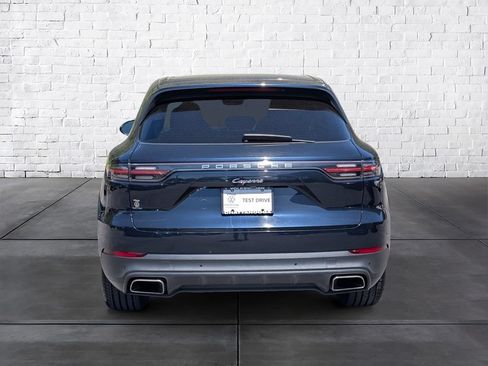 Used 2021 Porsche Cayenne AWD/4WD image 6