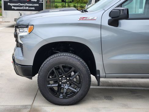 New 2026 Chevrolet Silverado 1500 LT Trail Boss w/ Convenience Package II AWD/4WD image 10