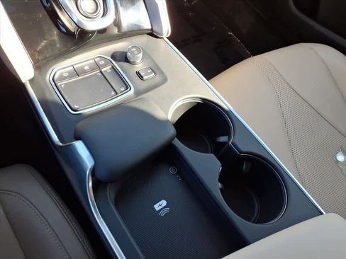 Certified 2025 Acura TLX w/ Technology Package image 16