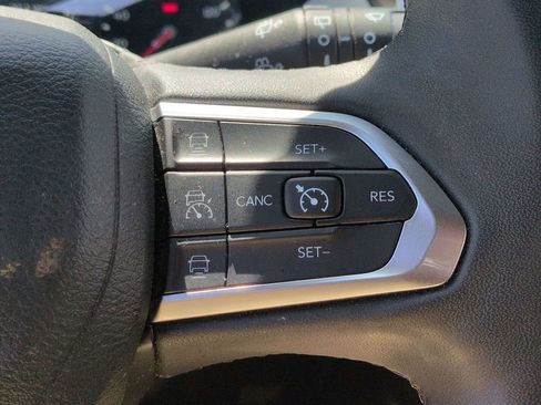 Used 2023 Jeep Compass Limited AWD/4WD image 11