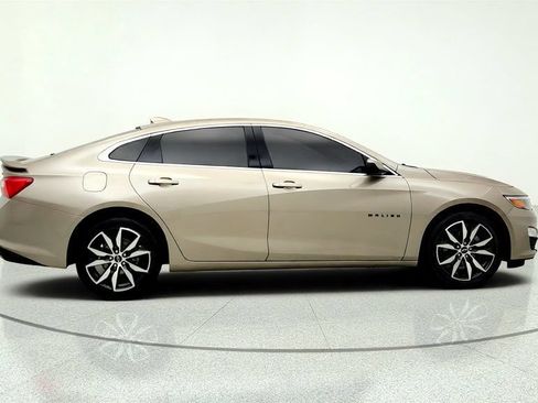 Used 2024 Chevrolet Malibu RS FWD image 4