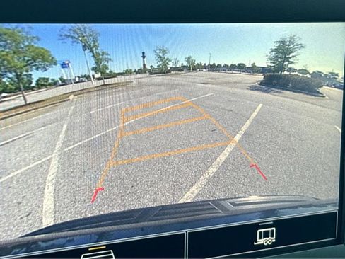 Used 2024 Chevrolet Tahoe LS RWD image 29