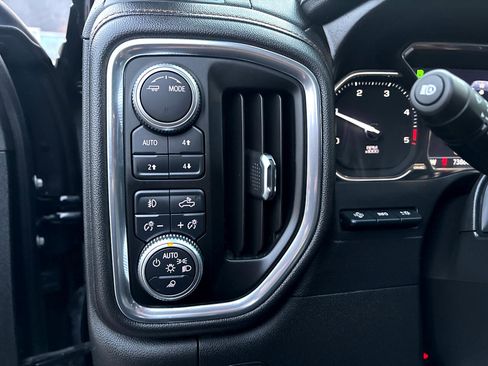 Used 2021 GMC Sierra 3500 AT4 w/ AT4 Premium Plus Package image 20