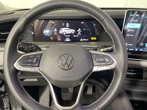 New 2026 Volkswagen Tiguan SE AWD/4WD image 12